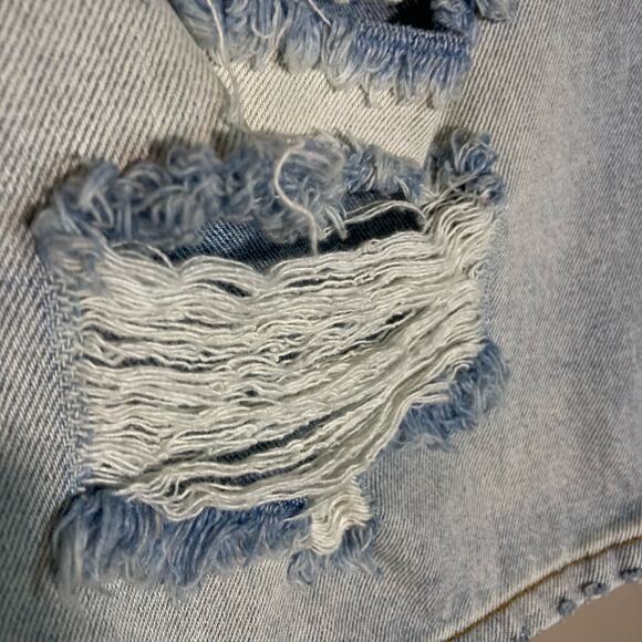 Asos Design Men's Slim Denim Shorts Distressed With Rips Light Wash Blue W30 NWT - Picture 6 of 16